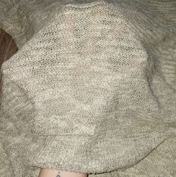 💥3 for $15💥 knit Mudd sweater - Picture 7 of 8